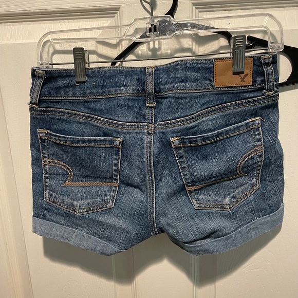 American Eagle Regular Shorts, size 4 - Picture 2 of 4
